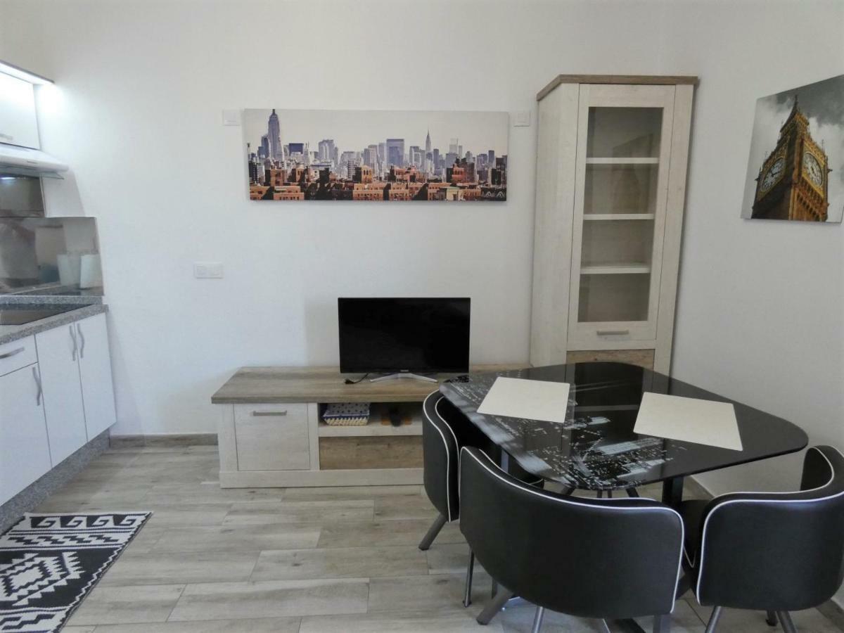 Rosamar Luxury Apartment Арона Экстерьер фото